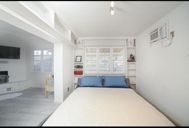 5543 N 7th Street, Fresno, CA 93710