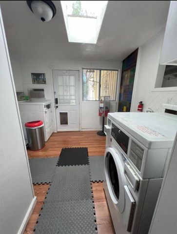 5543 N 7th Street, Fresno, CA 93710