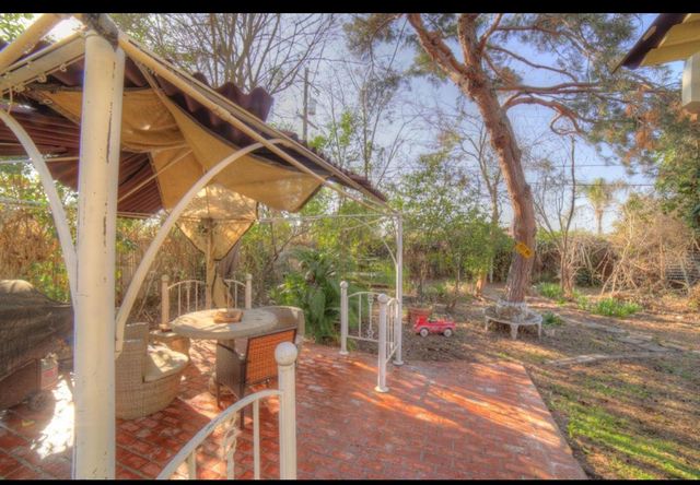 5543 N 7th Street, Fresno, CA 93710