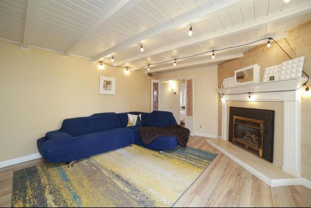 5543 N 7th Street, Fresno, CA 93710