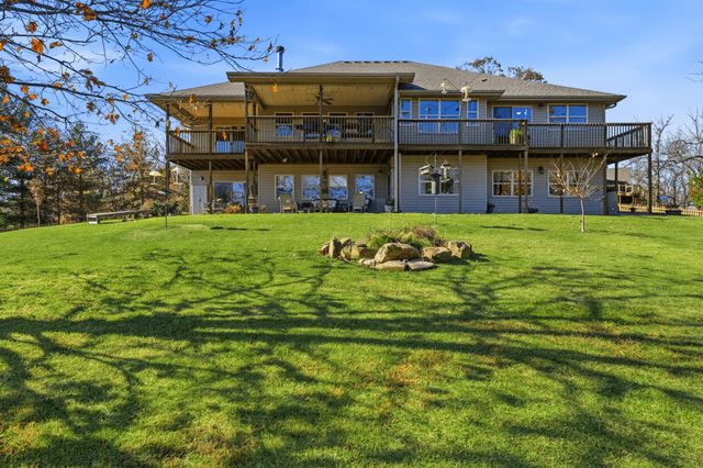 1734 Yoachum Drive, Nixa, MO 65714