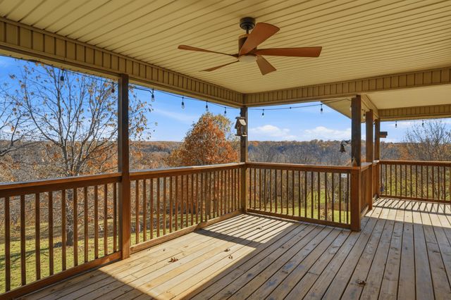 1734 Yoachum Drive, Nixa, MO 65714