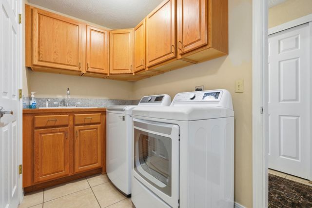 1734 Yoachum Drive, Nixa, MO 65714