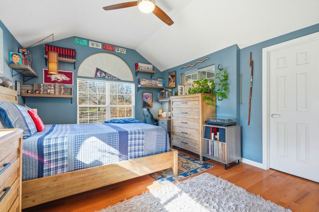 1734 Yoachum Drive, Nixa, MO 65714