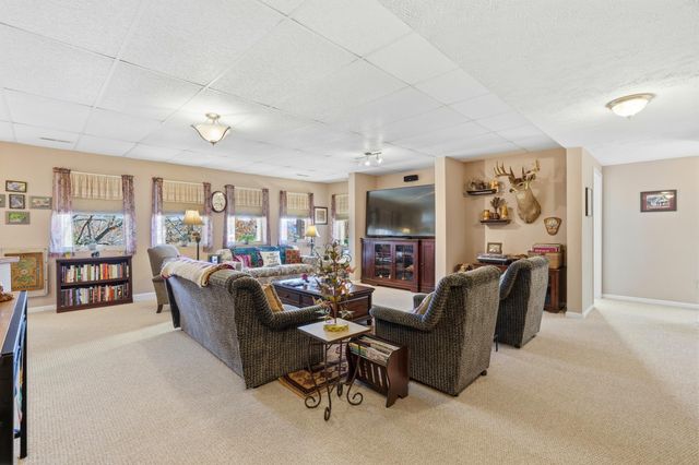 1734 Yoachum Drive, Nixa, MO 65714