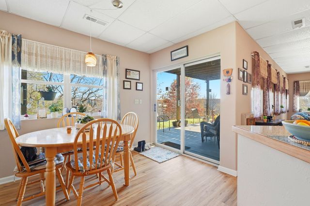 1734 Yoachum Drive, Nixa, MO 65714