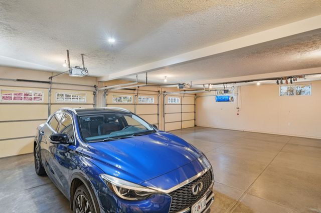 1734 Yoachum Drive, Nixa, MO 65714