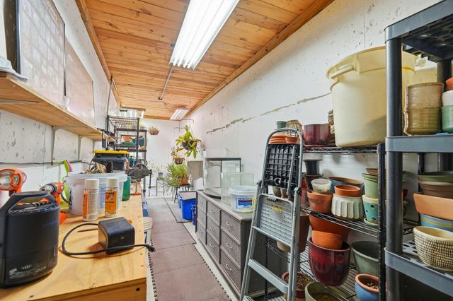 1734 Yoachum Drive, Nixa, MO 65714