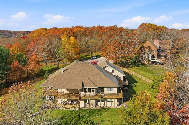 1734 Yoachum Drive, Nixa, MO 65714