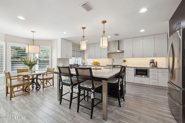 22 WALKERS RIDGE Drive, Ponte Vedra Beach, FL 32082