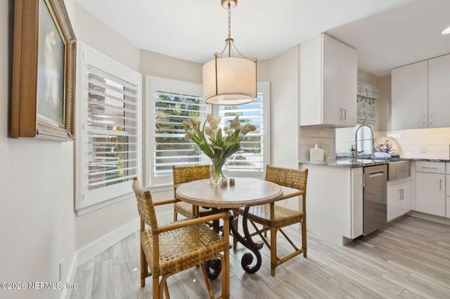22 WALKERS RIDGE Drive, Ponte Vedra Beach, FL 32082