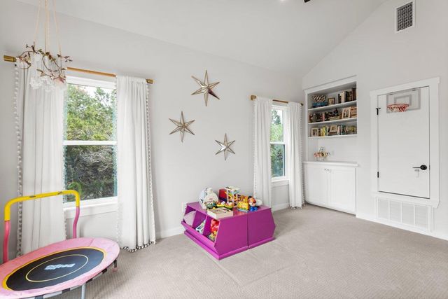 54 Acacia DR, Wimberley, TX 78676
