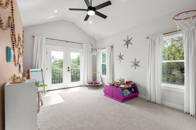 54 Acacia DR, Wimberley, TX 78676