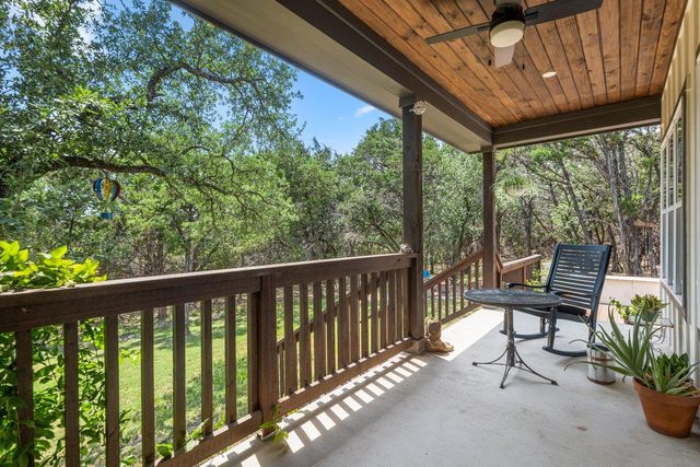 54 Acacia DR, Wimberley, TX 78676