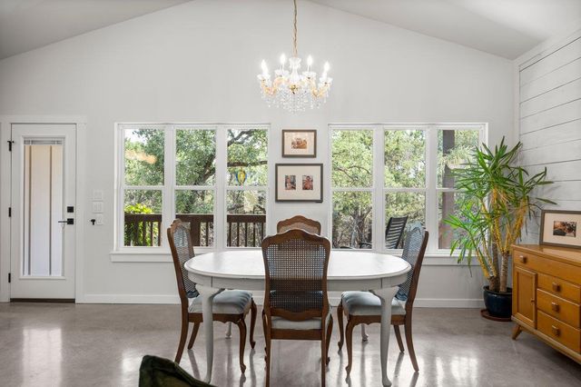 54 Acacia DR, Wimberley, TX 78676