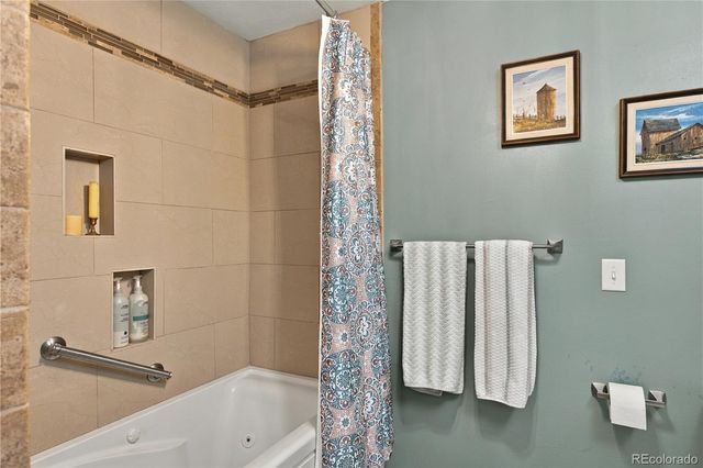 309 E Highline Circle 203, Centennial, CO 80122