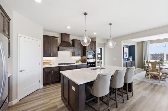 916 Kepler Avenue NE, Hanover, MN 55341