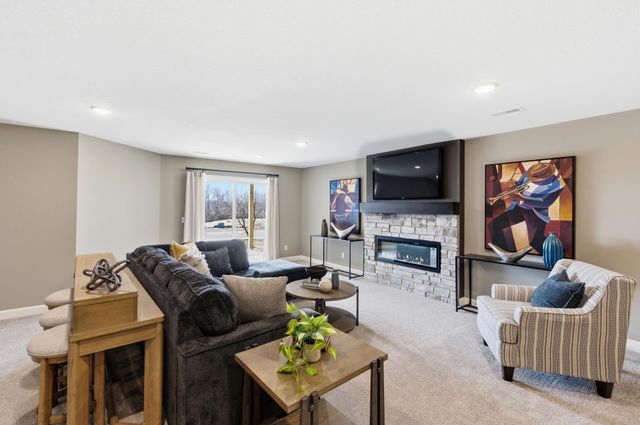 916 Kepler Avenue NE, Hanover, MN 55341