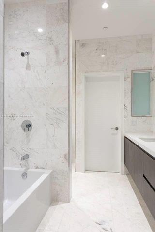 851 NE 1st Avenue 503, Miami, FL 33132