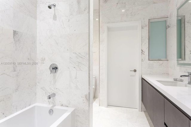 851 NE 1st Avenue 503, Miami, FL 33132