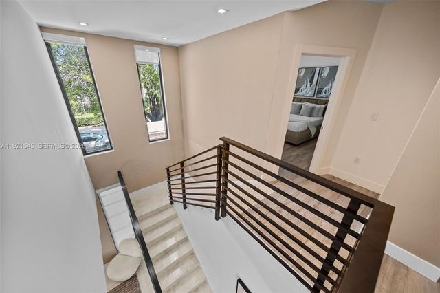 4740 Alton Rd, Miami Beach, FL 33140