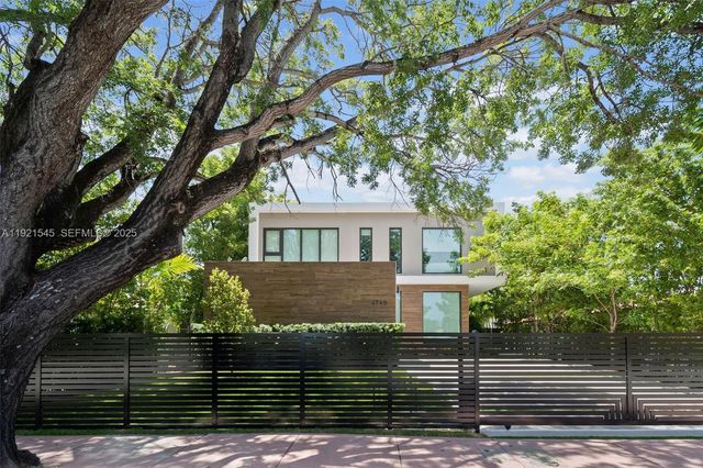 4740 Alton Rd, Miami Beach, FL 33140