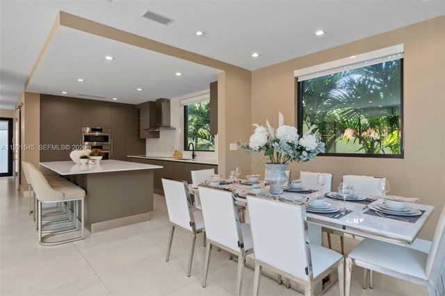 4740 Alton Rd, Miami Beach, FL 33140