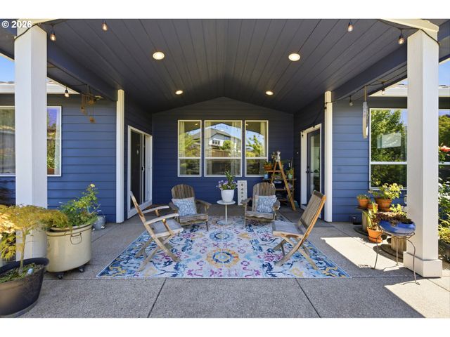 2846 Nw GEHLAR Rd, Salem, OR 97304