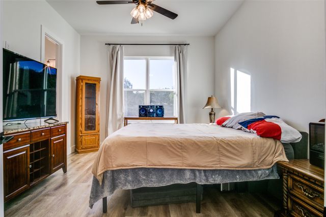 112 Wooded Acres Drive, Mineral Wells, TX 76067