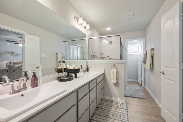 2212 Davenport Drive, Denton, TX 76207