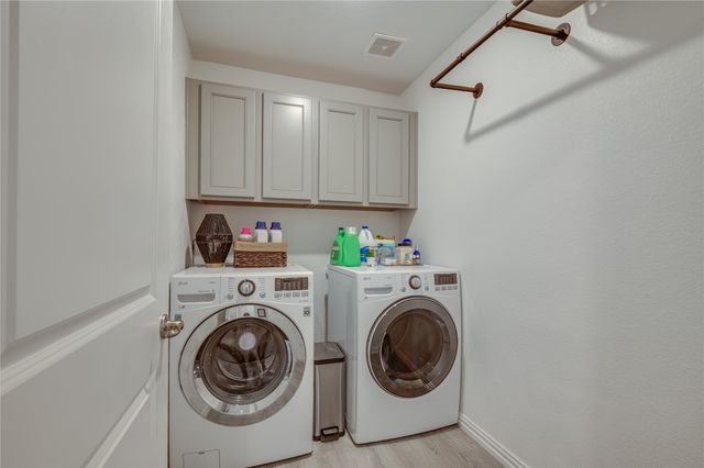 2212 Davenport Drive, Denton, TX 76207