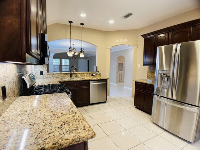 9715 Raul Hector Drive, Houston, TX 77075