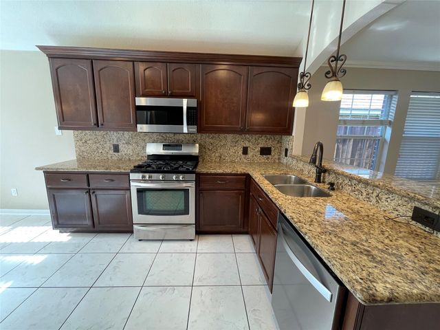 9715 Raul Hector Drive, Houston, TX 77075