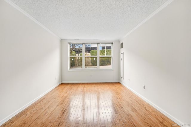 300 Mamaroneck Avenue 323, White Plains, NY 10604