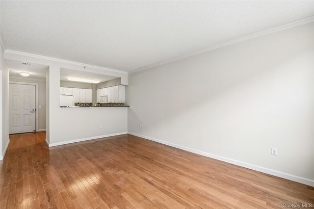 300 Mamaroneck Avenue 323, White Plains, NY 10604