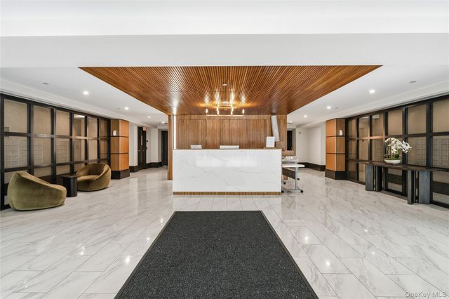 300 Mamaroneck Avenue 323, White Plains, NY 10604