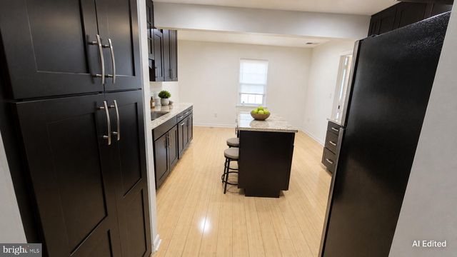 6152 STRASBURG DR, Centreville, VA 20121