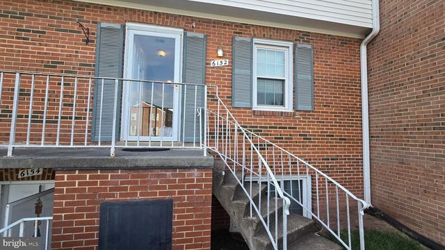 6152 STRASBURG DR, Centreville, VA 20121