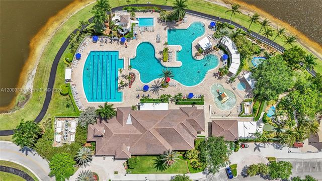 268 Conservation Dr, Weston, FL 33327