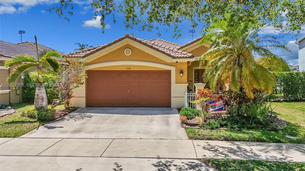 268 Conservation Dr, Weston, FL 33327