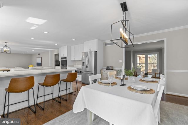 6125 WOODED RUN DR, Columbia, MD 21044