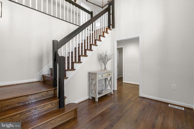 6125 WOODED RUN DR, Columbia, MD 21044