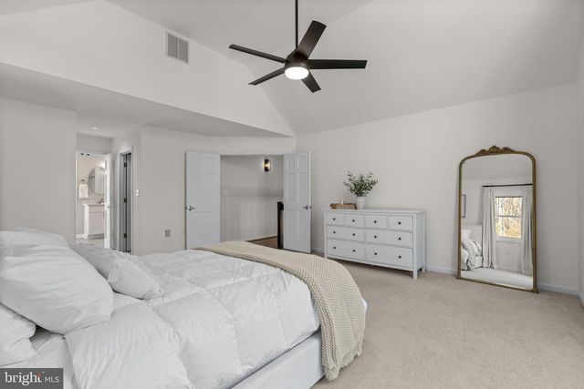 6125 WOODED RUN DR, Columbia, MD 21044