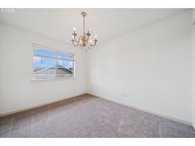 9975 Sw LEDGESTONE Ct, Beaverton, OR 97007