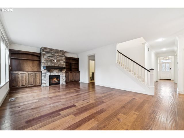 9975 Sw LEDGESTONE Ct, Beaverton, OR 97007