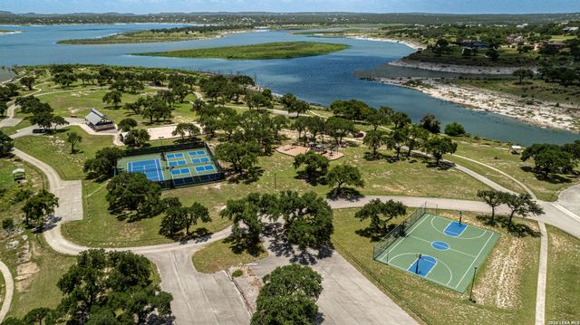 321 Blackbird Drive, Spring Branch, TX 78070