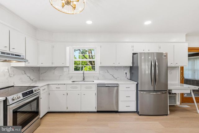 6783 SUNNYBROOK DR, Frederick, MD 21702