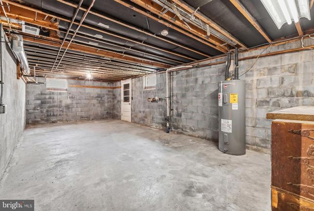 6783 SUNNYBROOK DR, Frederick, MD 21702
