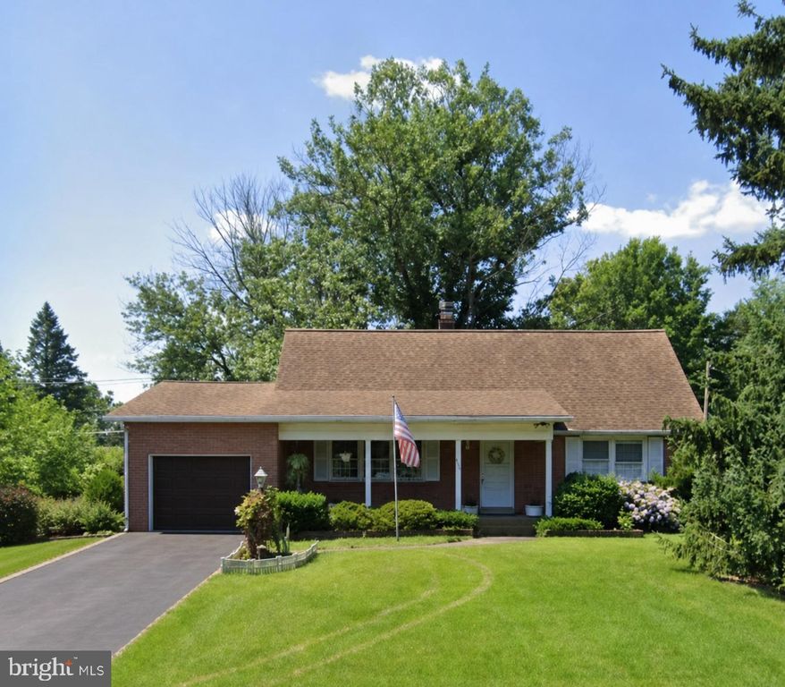 Image 1 of property listing at 6783 SUNNYBROOK DR, Frederick, MD 21702