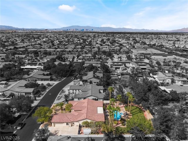 10610 Fairfield Avenue, Las Vegas, NV 89183